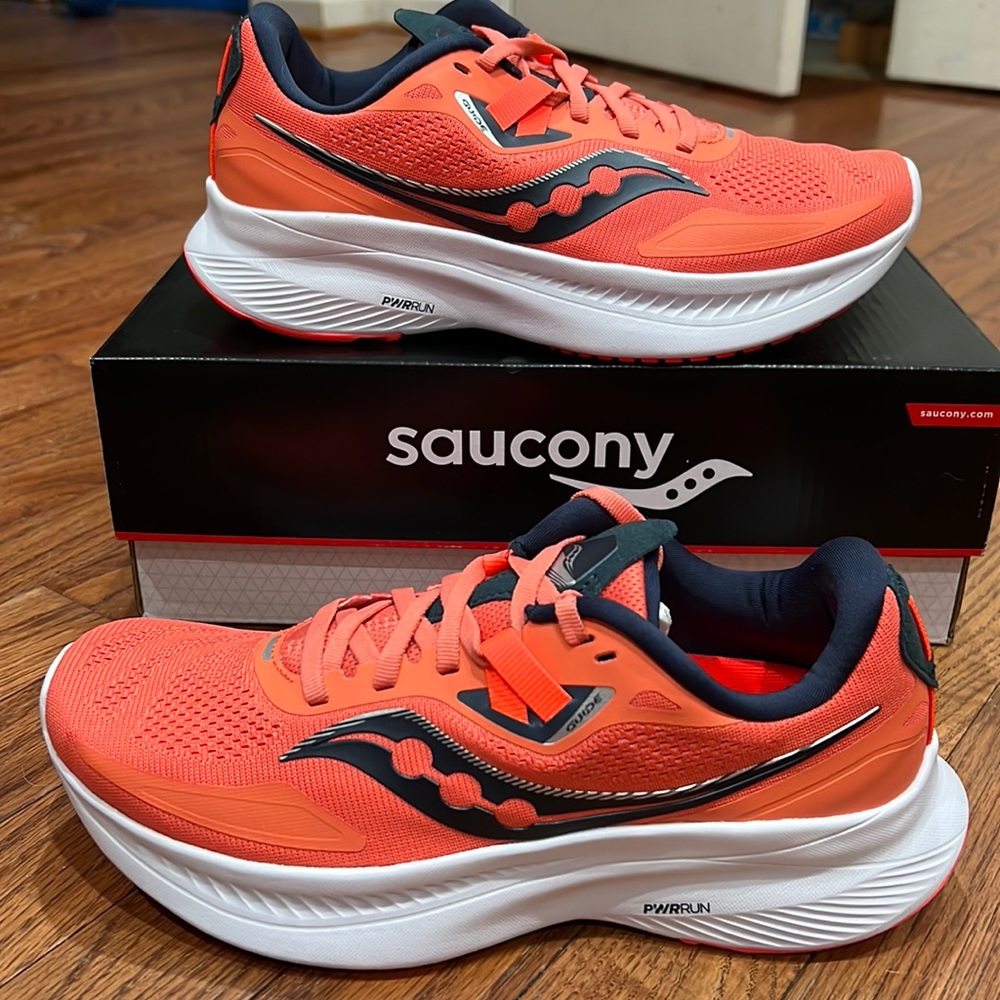 Saucony Sneakers